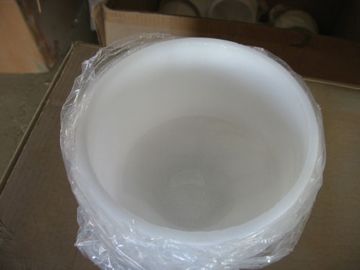 Des bols de cristal de quartz chantés pour la guérison sonore