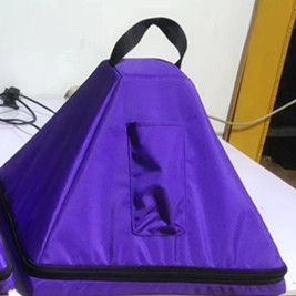 Une pyramide chantante au quartz avec des étuis en tissu anti-saleté