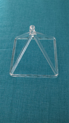 Pyramides chantantes en quartz de 12"