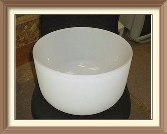 Cuve à chant en quartz glacé classique avec marteau et ouings de 6 pouces à 24 pouces pour la thérapie sonore