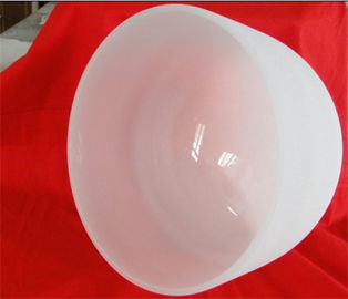 Un bol de chant en cristal de haute qualité.