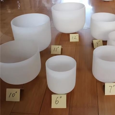 Un bol de cristal de quartz chantant