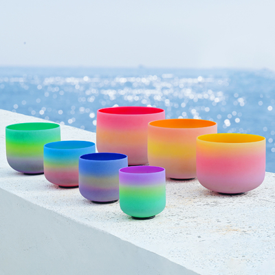 Couleur arc-en-ciel glacé Quartz Crystal Bowl chantant pour l'âme thérapie ou la guérison faite en Chine