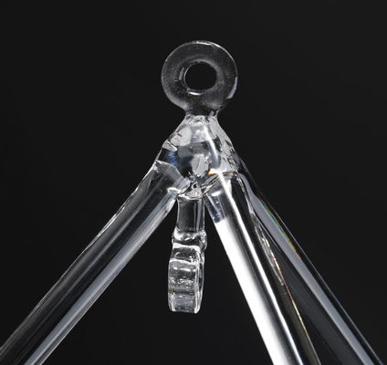 Des pyramides chantantes de cristal de quartz avec un son parfait.