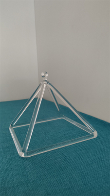 Les pyramides 8"