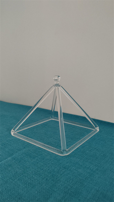 Les pyramides 8"
