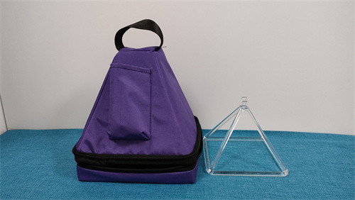 Le quartz est une pyramide chantante.