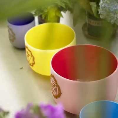 Ensemble de bols chantants givrés couleur chakra 8-14''