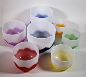 Bols chantants en cristal de quartz Chakra Lotus 8 pouces B 440HZ Prix de gros Fabriqué en Chine